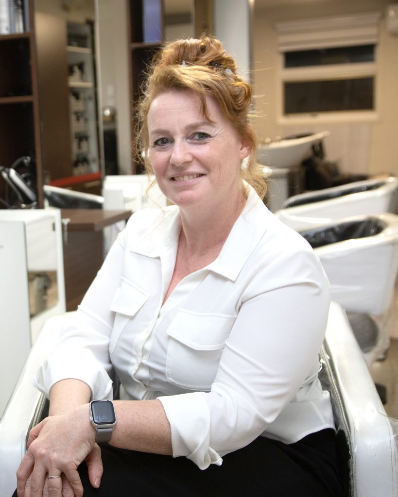 Candice coiffeuse Beauport Morini Coiffure experte coupe coloration Belgique Québec